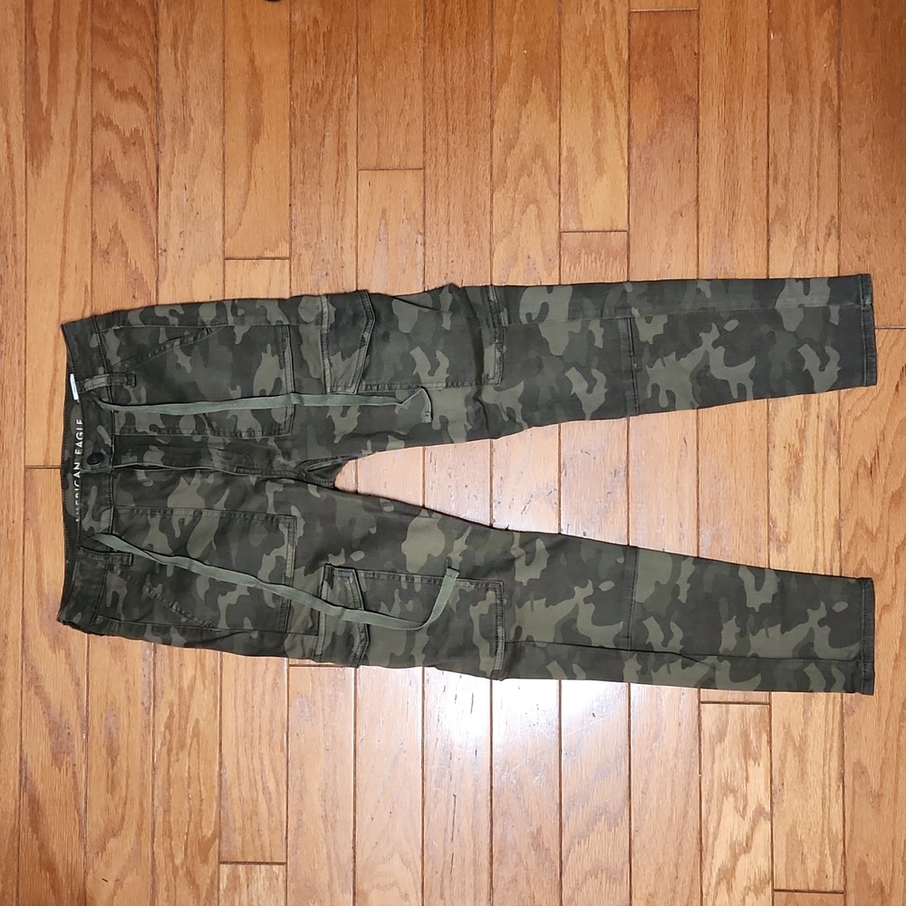 AEO NWOT Hi Rise Jegging Crop